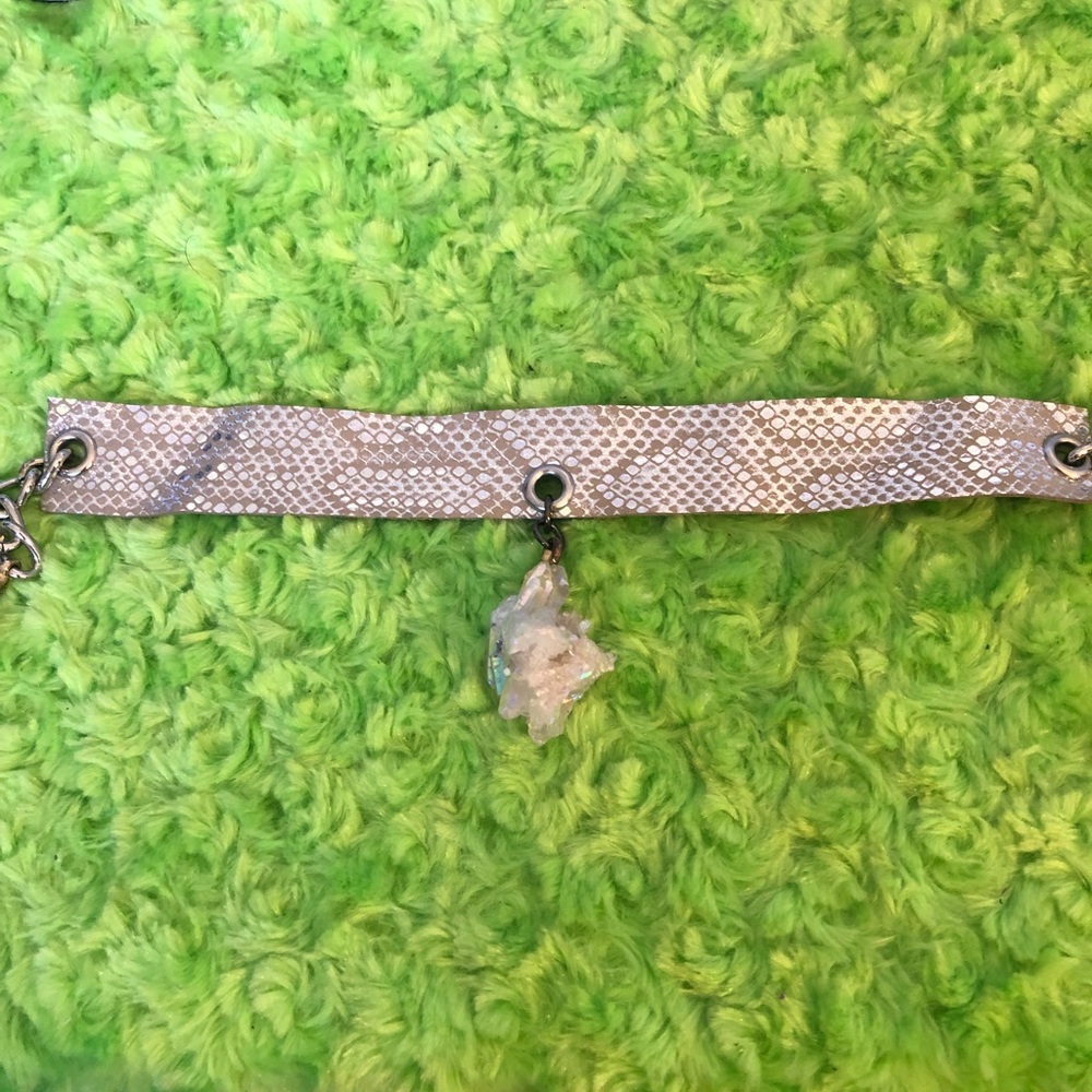 Angel aura choker - Picture 5 of 7